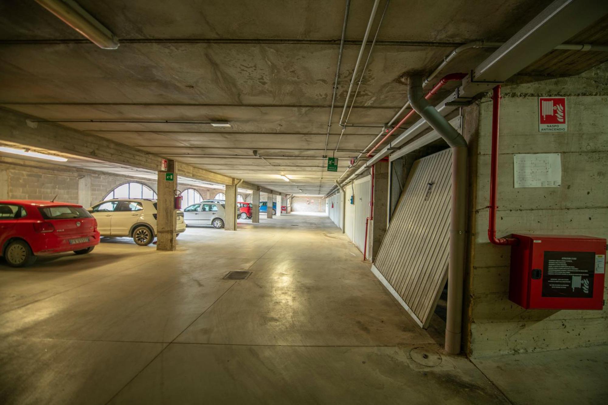 Bellavista Free Parking City Center San Gimignano Exterior photo
